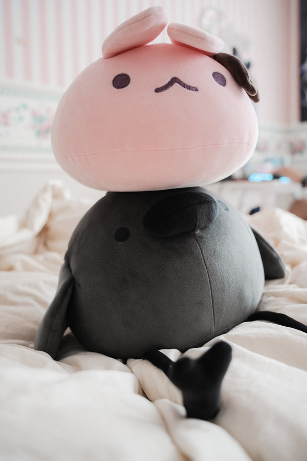 Eri the Crow Mochi Plush