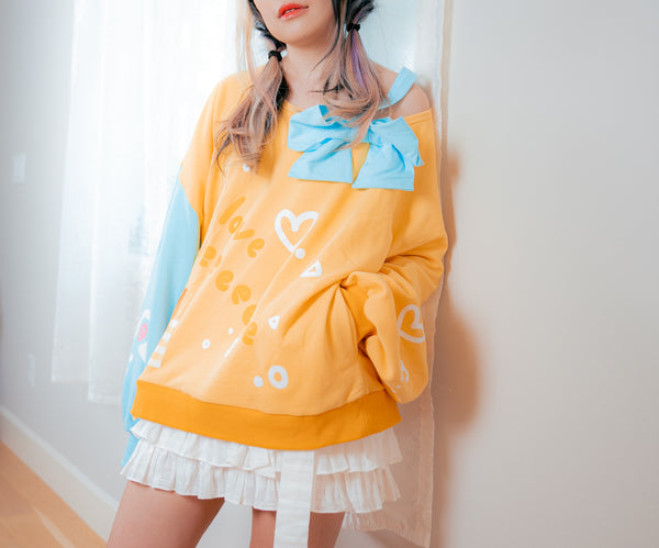 [PRE-ORDER] Cheese Love Off-Shoulder Sweatshirt