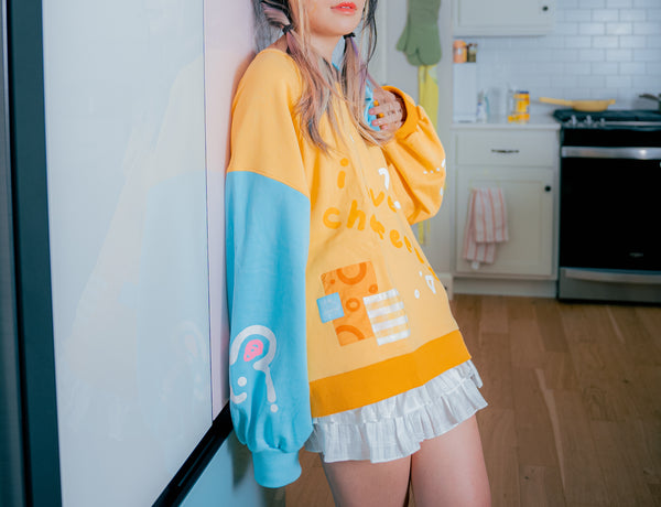 [PRE-ORDER] Cheese Love Off-Shoulder Sweatshirt